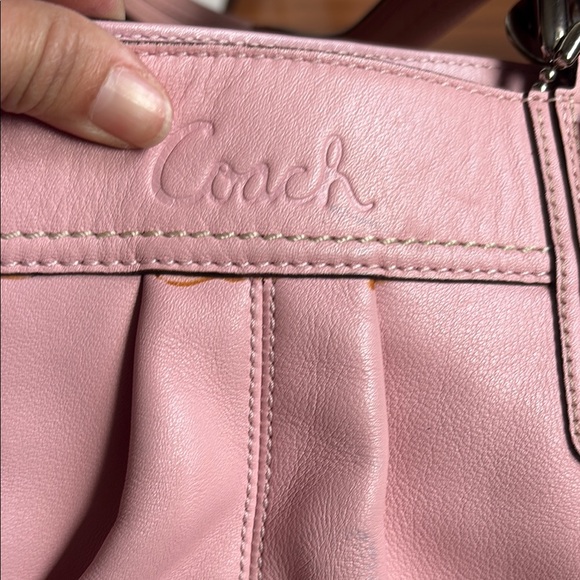 Coach Soft Pink Leather Shoulder Bag - Picture 5 of 10